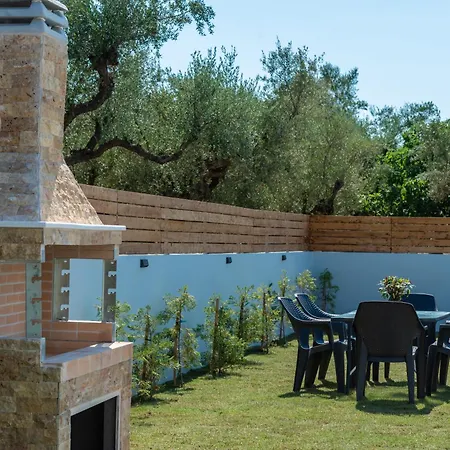 Villa Agaliou By 
