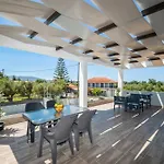 Villa Agaliou By 